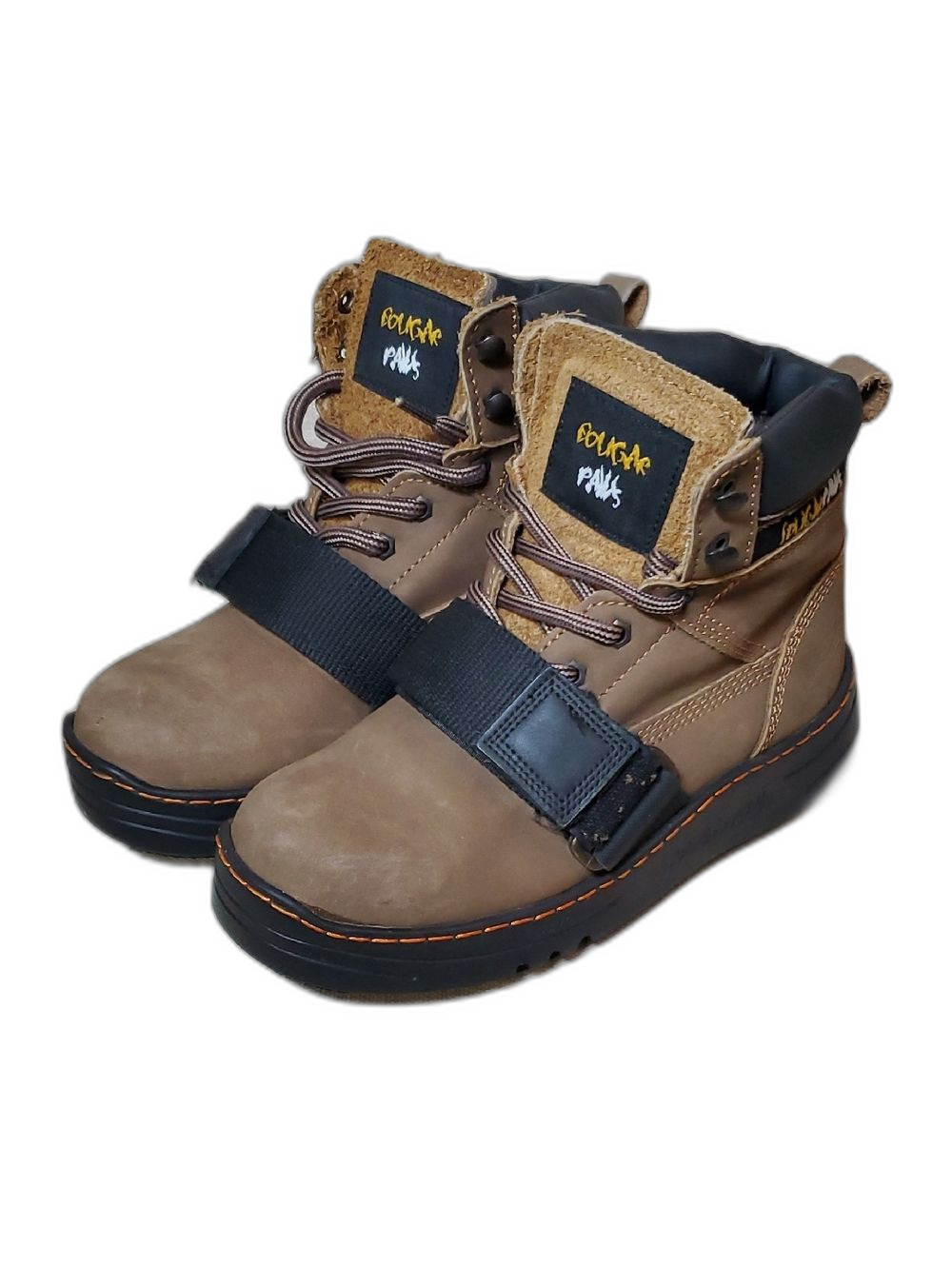 CougarPaws Brown Strapped Lace-Up Roof Boots with Black Soles Size 6